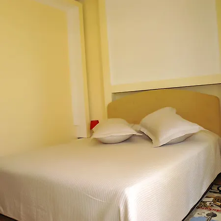 Apartment 2 *